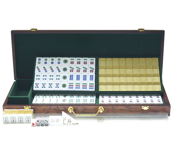 麻将尺寸:31x23x19cm麻将材料:亚克力外盒尺寸:63.5x19cm外盒材料:木麻将配