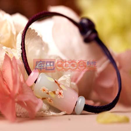 圣诞节礼物推荐1：粉水晶琉璃手链韩国饰品