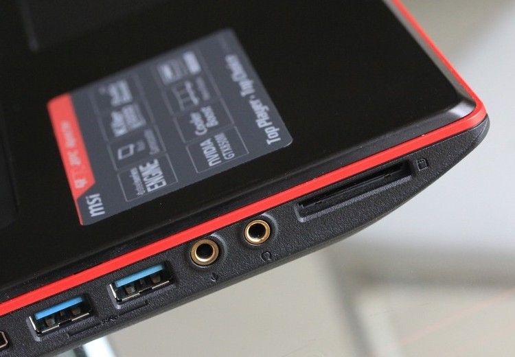 微星(msi) ge70 2pc-089xcn 17英寸笔记本电脑(游戏世界套餐)